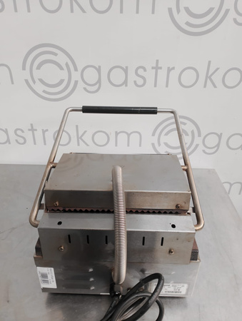 Kontakt grill pojedynczy ryflowany 742012
