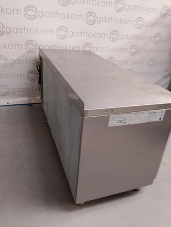 STÓŁ CHŁODNICZY 3-DRZWIOWY STALGAST 841036