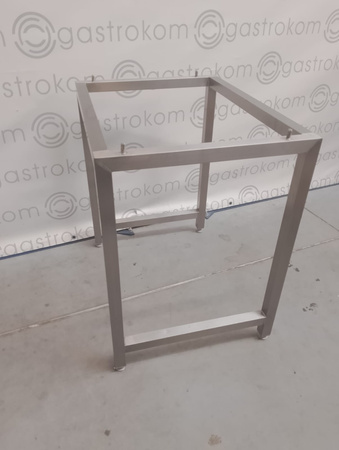 Podstawa pod piec (4 bolce) 82x62x85