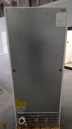 Szafa chłodnicza Redfox HR-600, biała, 570l