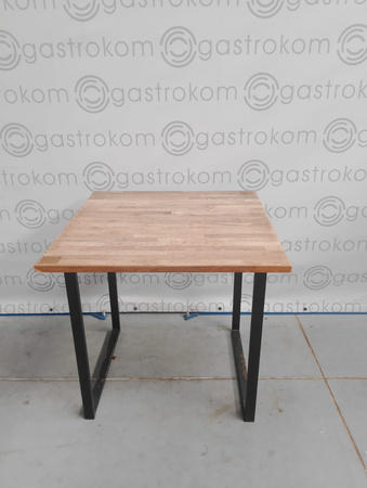 Stół z blatem drewnianym klejonym 80x80x77