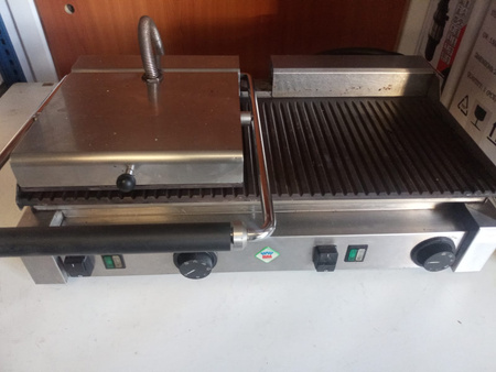 Kontakt grill RM gastro PD-2020RLS 