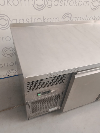 Stół chłodniczy 3-drzwiowy DM-94003-04