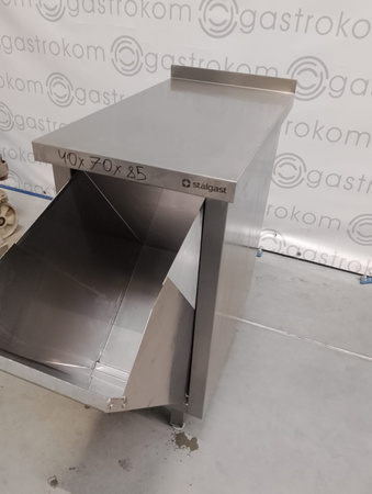 Stół z koszem 40x70x85