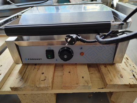 Kontakt grill ryflowany Panini Forgast